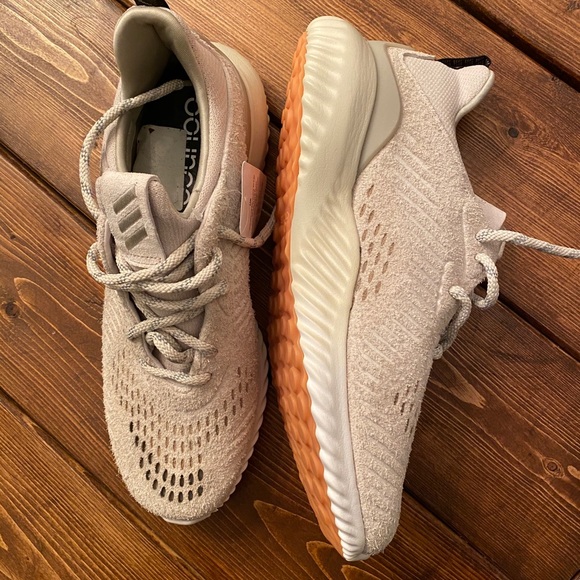 Adidas Alphabounce Men’s 10.5